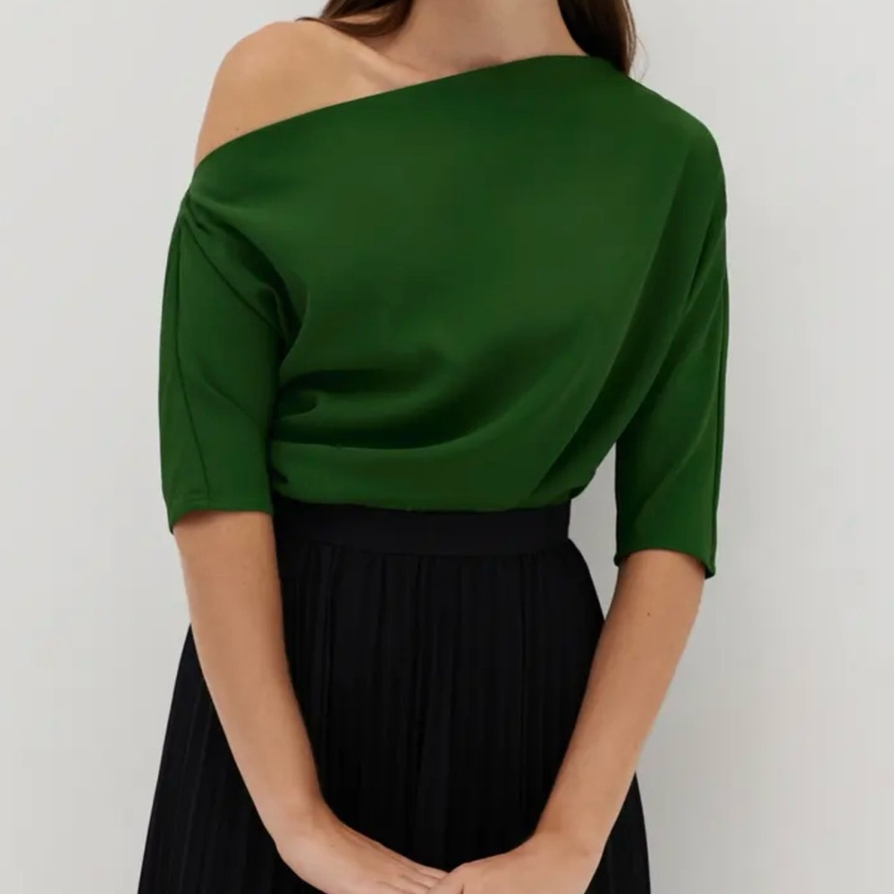 Elegant Green Off-Shoulder Blouse